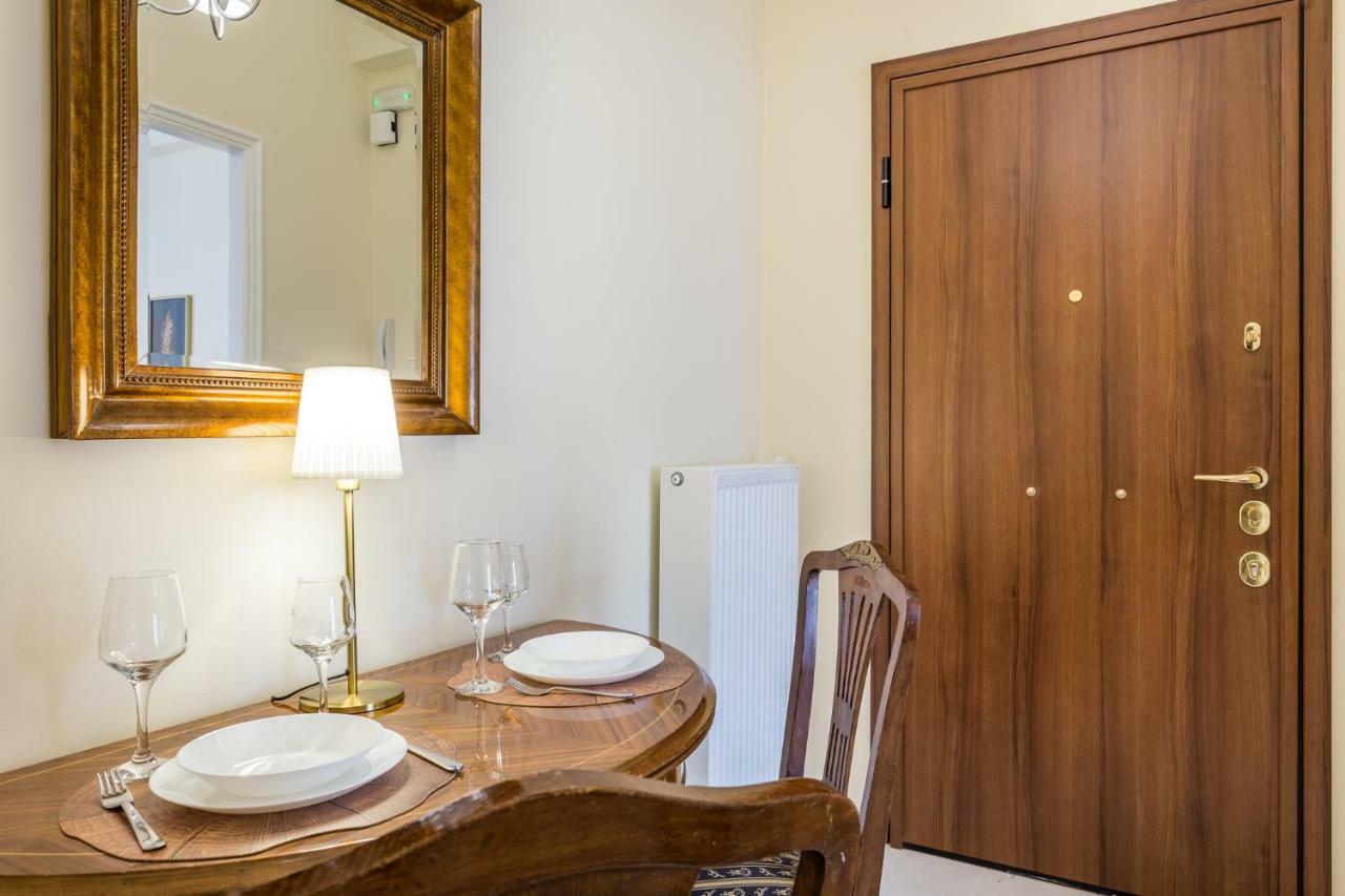 Chic Flat In Kolonaki Next To American Embassy Атина Екстериор снимка