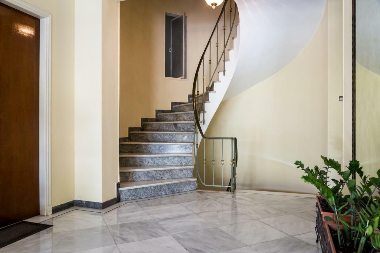 Chic Flat In Kolonaki Next To American Embassy Атина Екстериор снимка