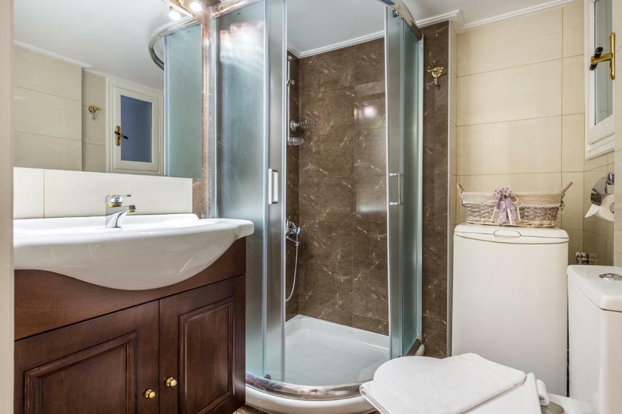 Chic Flat In Kolonaki Next To American Embassy Атина Екстериор снимка